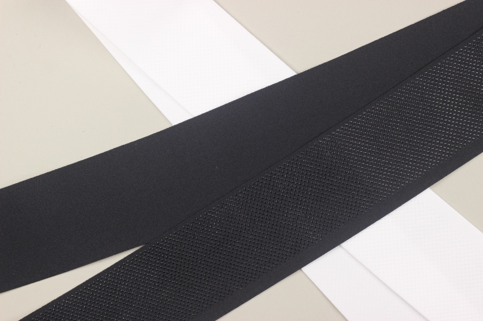 46 mm Silicone Grip Elastic - Front