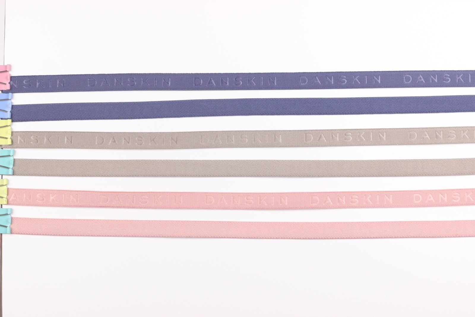 G7236 | Embossed Elastic - Application