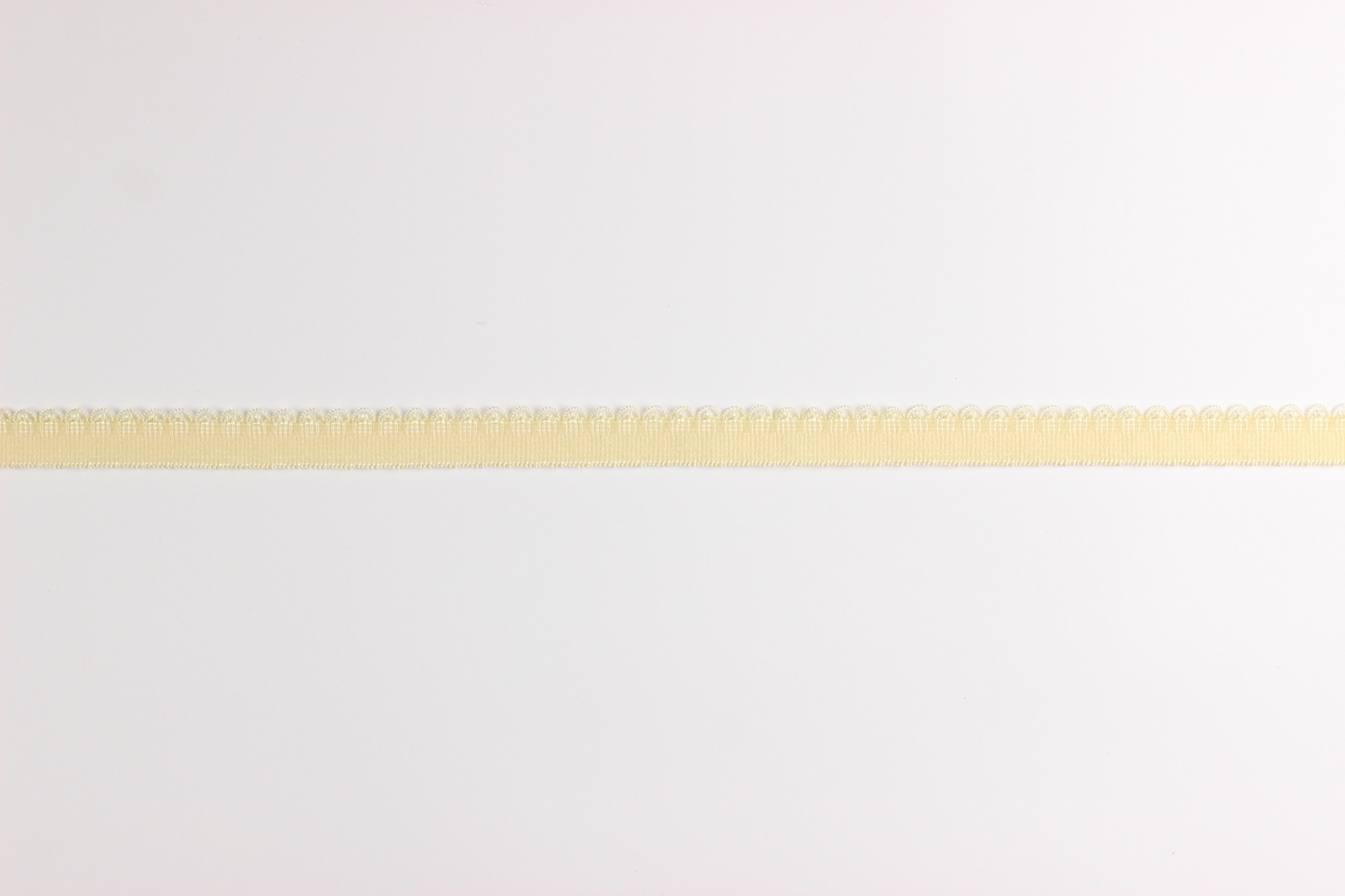 H6377 | Picot Elastic - Front